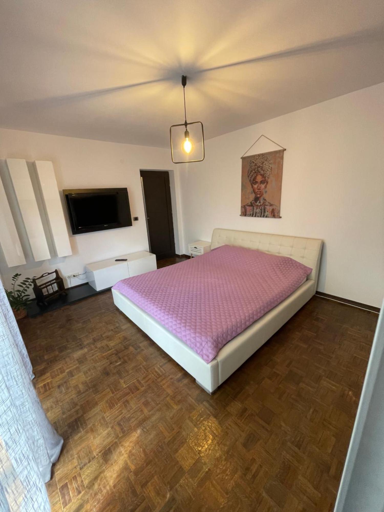 Apartament Centru Vechi Craiova Exterior foto